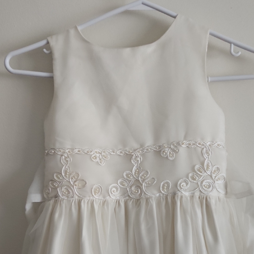 Girls Formal White/Offwhite DRESS